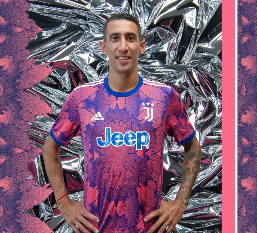 La Juventus presenta la sua terza maglia: “Noi creiamo la magia” preview