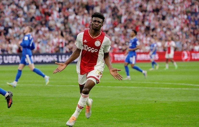 TECNICA E POTENZA, ECCO KUDUS: LA STELLA DELL’AJAX CHE SI È PRESA LA SCENA AD ANFIELD preview