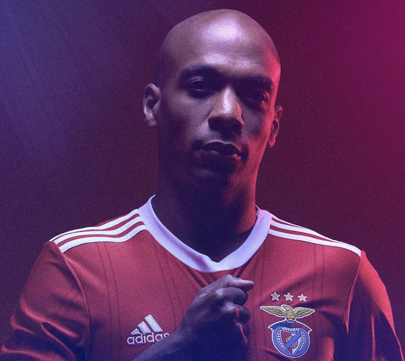 Joao Mario fa tripletta ma rifiuta il pallone da portare a casa preview