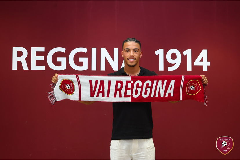 Ora è ufficiale: Bouah dalla Roma alla Reggina preview