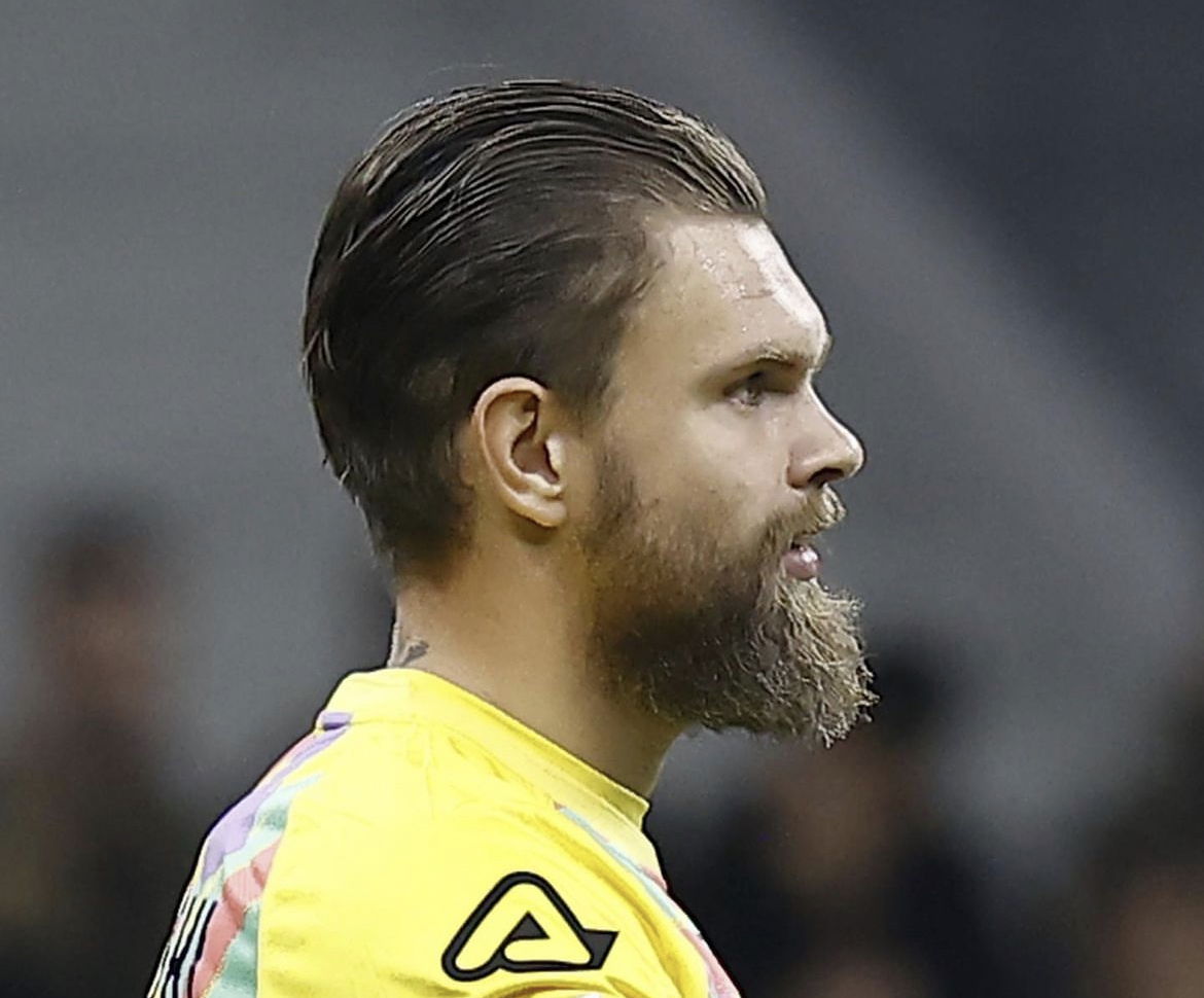 Spezia, problemi per Dragowski nel riscaldamento. Gioca Zoet article-post