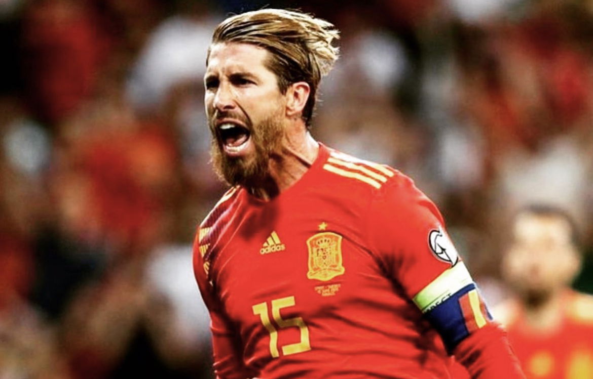 Klopp contro Sergio Ramos: “Non ho mai voluto giocatori del genere. Fallo brutale su Salah” article-post