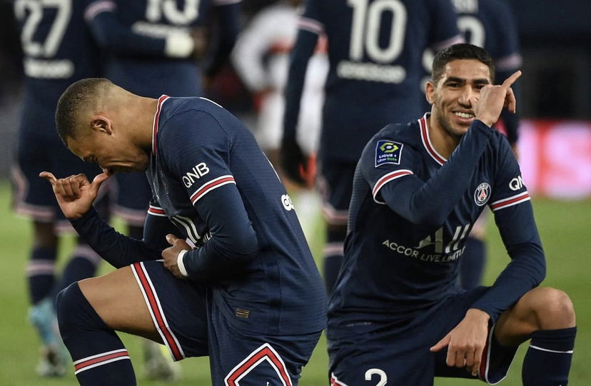 Hakimi scrive a Mbappé: “Ci vediamo presto amico” preview