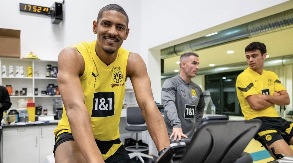 Haller torna in campo dopo il tumore: subentra in Bundesliga article-post