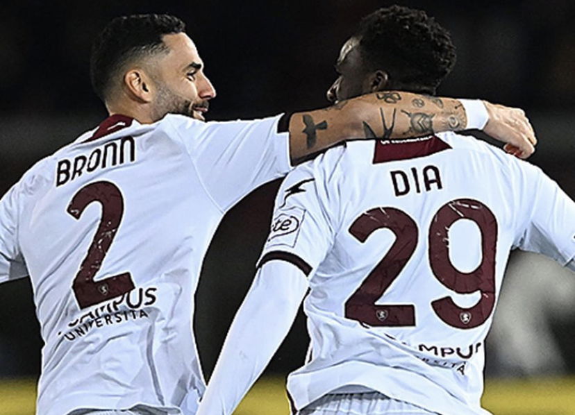 Nicola torna a vincere, Salernitana corsara a Lecce (2-1). A segno Dia, Vilhena e Strefezza preview