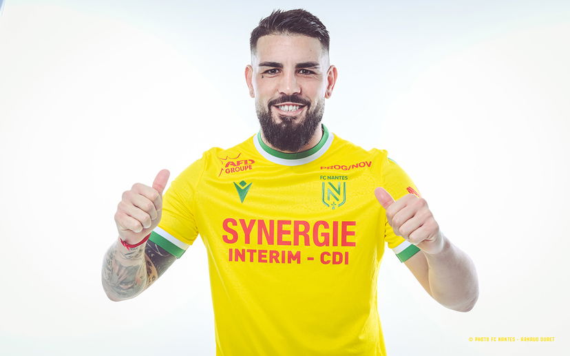Ufficiale: Nantes, colpo Delort in attacco. Il video social preview