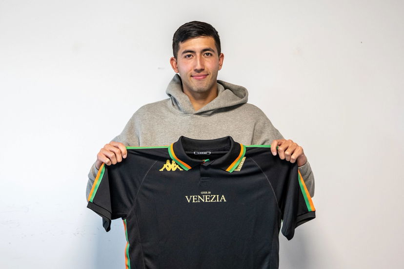 Ufficiale: Ellertsson nuovo centrocampista del Venezia preview