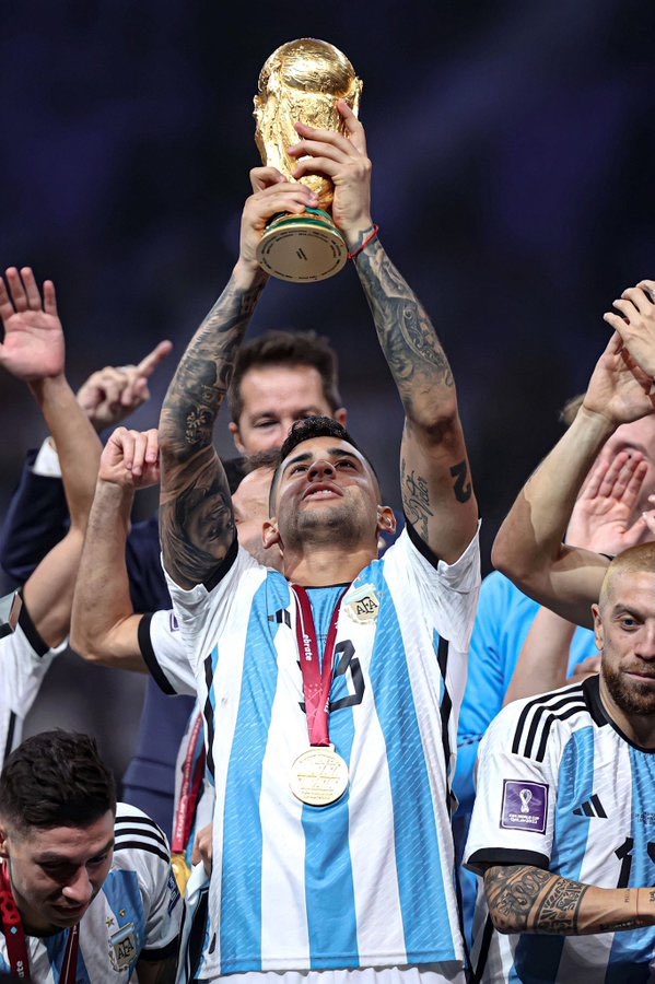 Romero: “Cinque anni fa ho pensato di lasciare il calcio. Ora sono Campione del Mondo. La vita è strana” preview