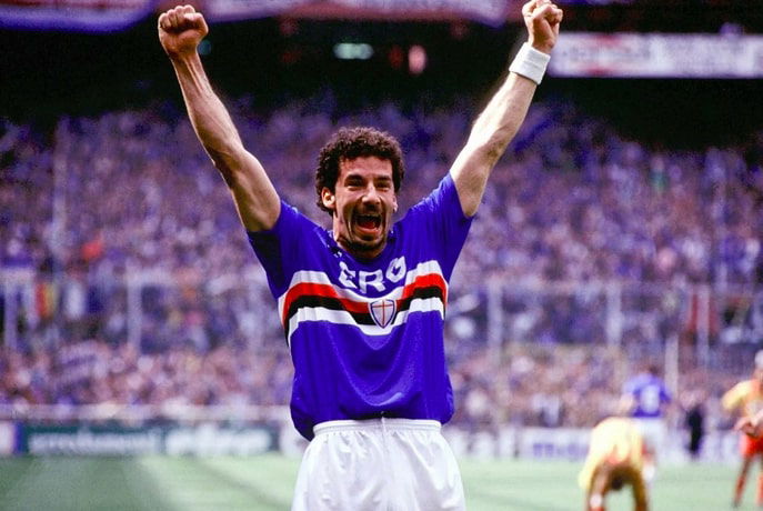 La Sampdoria e Vialli legati per sempre. Il messaggio della società: “Sei stato il nostro eroe” article-post