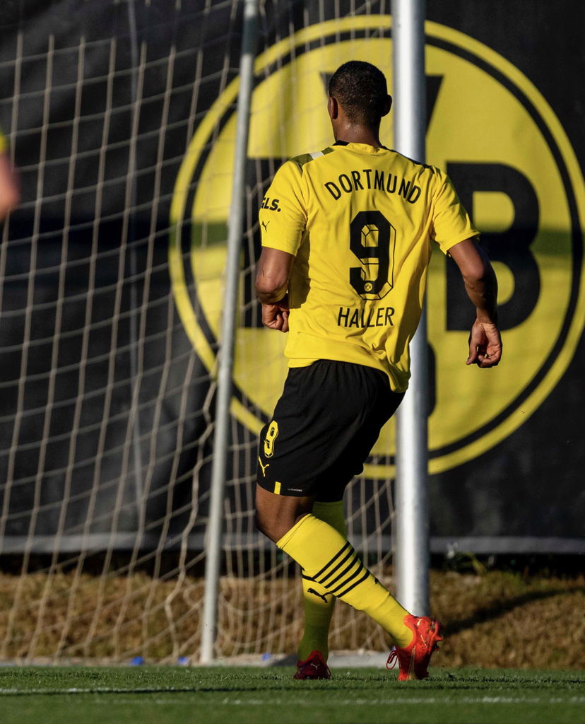 Sebastian Haller è tornato: tripletta in sette minuti nel test amichevole preview