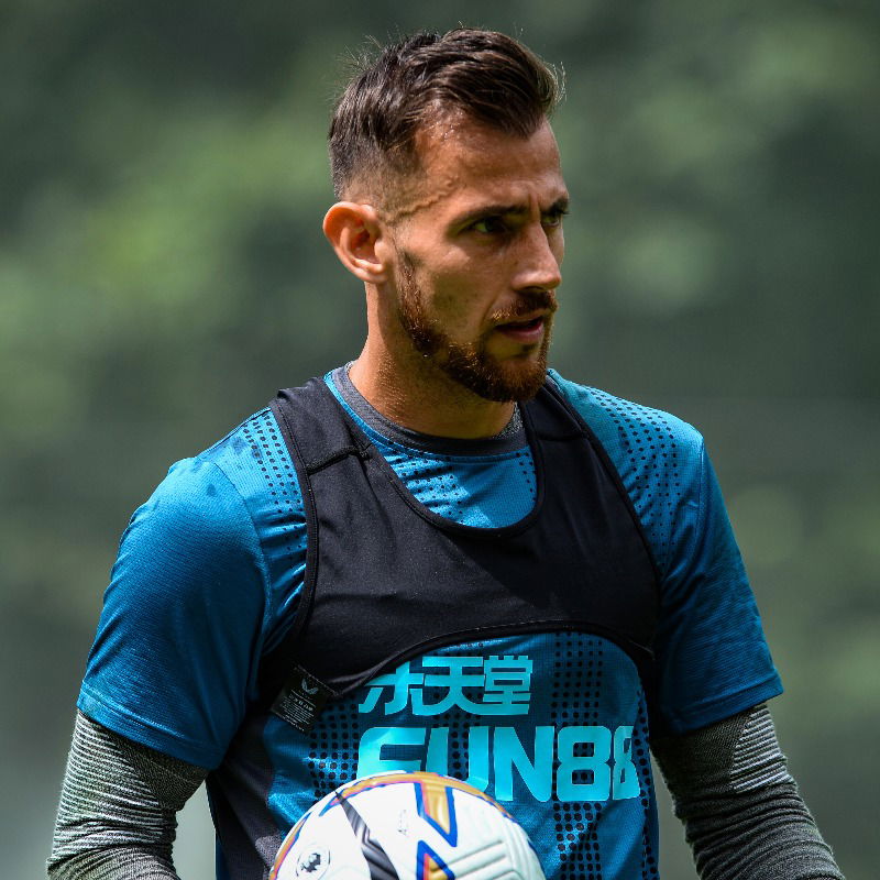 Ufficiale: Dubravka torna al Newcastle dopo il prestito al Manchester United preview
