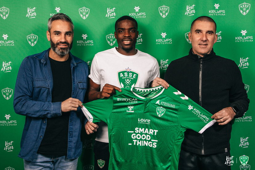 Ufficiale: Nkounkou vola in prestito al Saint-Etienne dall’Everton preview
