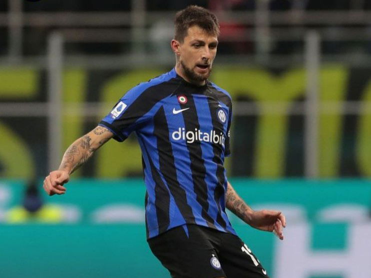 Acerbi: “Futuro da allenatore? Vorrei farlo, ma oggi sembra una moda. Il patentino lo prende anche un idraulico” preview