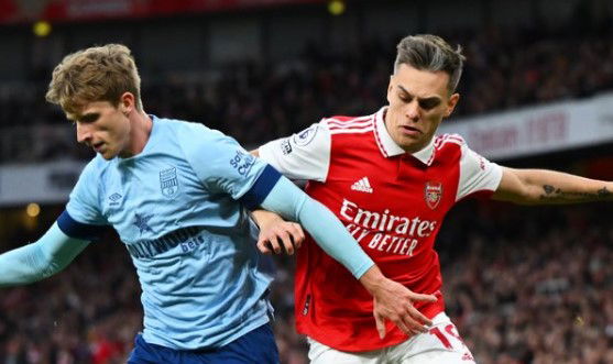 Arsenal-Brentford, il Var si perde il fuorigioco nell’azione dell’1-1: stesso errore di Juve-Salernitana preview