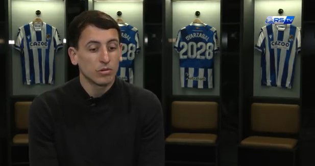 Ufficiale: Oyarzabal rinnova con la Real Sociedad fino al 2028 preview