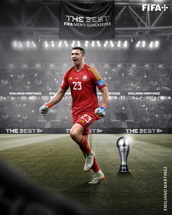 Dibu Martinez sanzionato dalla FIFA: “Mi scuso se ho offeso qualcuno” preview