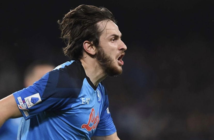 Kvaratskhelia si allena in gruppo. Sarà convocato per Napoli-Inter preview