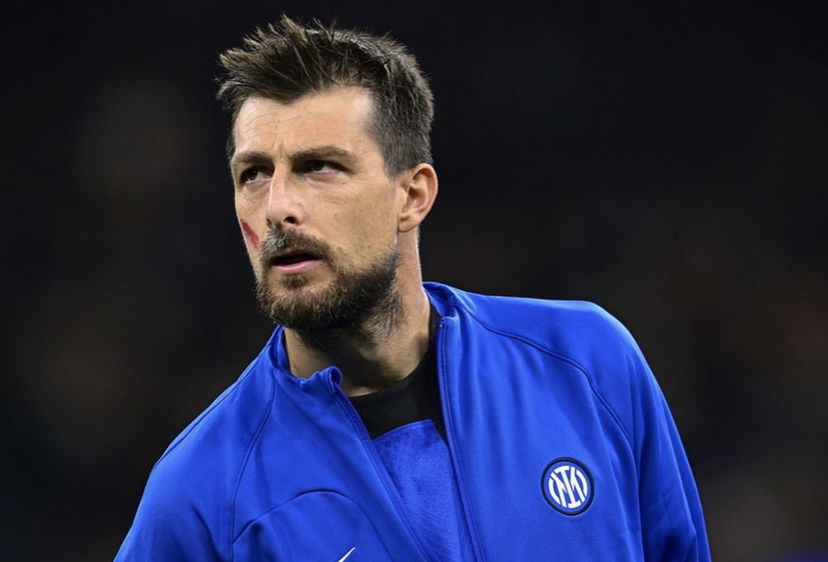 Acerbi chiede scusa ai tifosi: “Perdonatemi un errore che non va mai fatto” preview