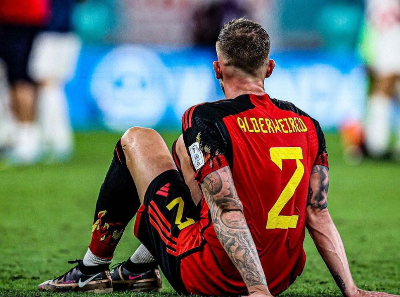 Alderlweireld annuncia il ritiro dal calcio: “Ma prima altri sei mesi all’Anversa” preview