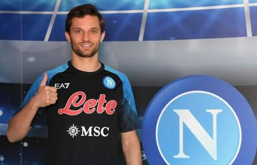 Bereszynski saluta Napoli: “Ho vissuto pochi mesi, ma memorabili. Vincere lo scudetto è stato incredibile” preview