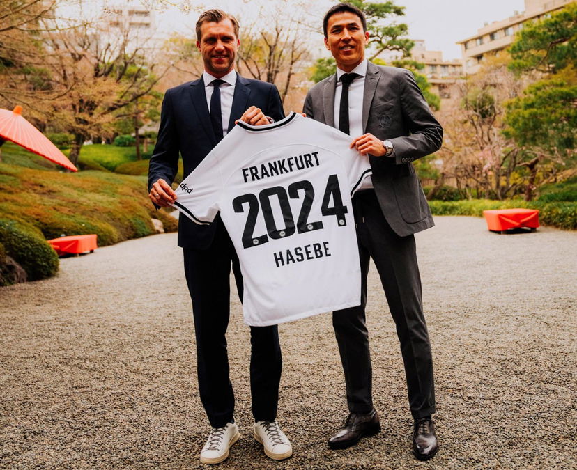 Ufficiale: Hasebe rinnova con l’Eintracht fino al 2024 preview