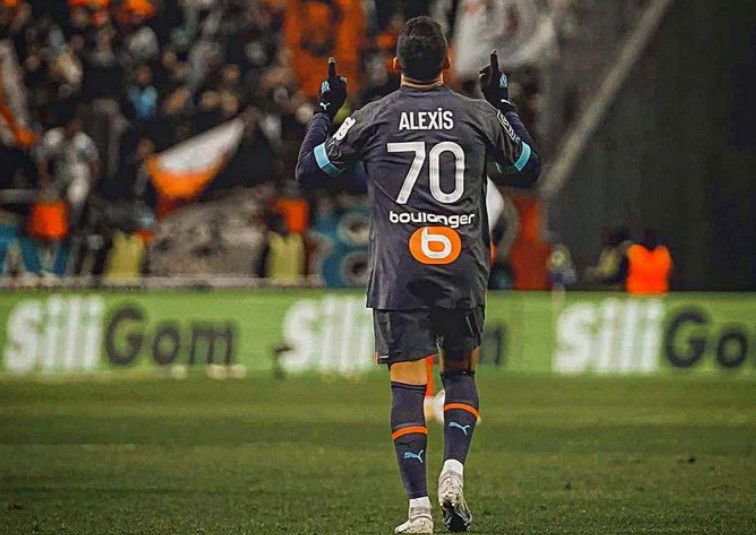 Alexis Sanchez è arrivato a Milano: domani le visite con l’Inter preview