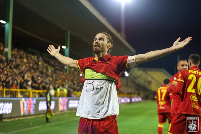 Catanzaro implacabile: 3-0 al Monterosi e +16 sul Crotone. Domenica può esserci la festa promozione preview