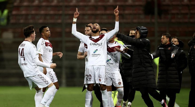 Serie B, la Reggina torna a vincere e cala il tris in casa del Perugia (3-1) preview