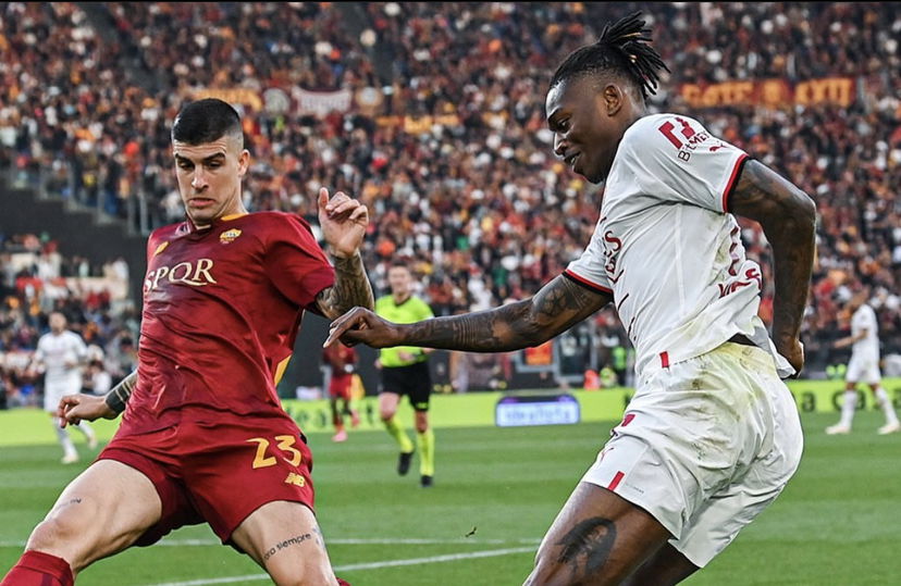 Succede tutto nel finale! Abraham apre al 93′, Saelemakers risponde al 97′: parità tra Roma e Milan (1-1) preview