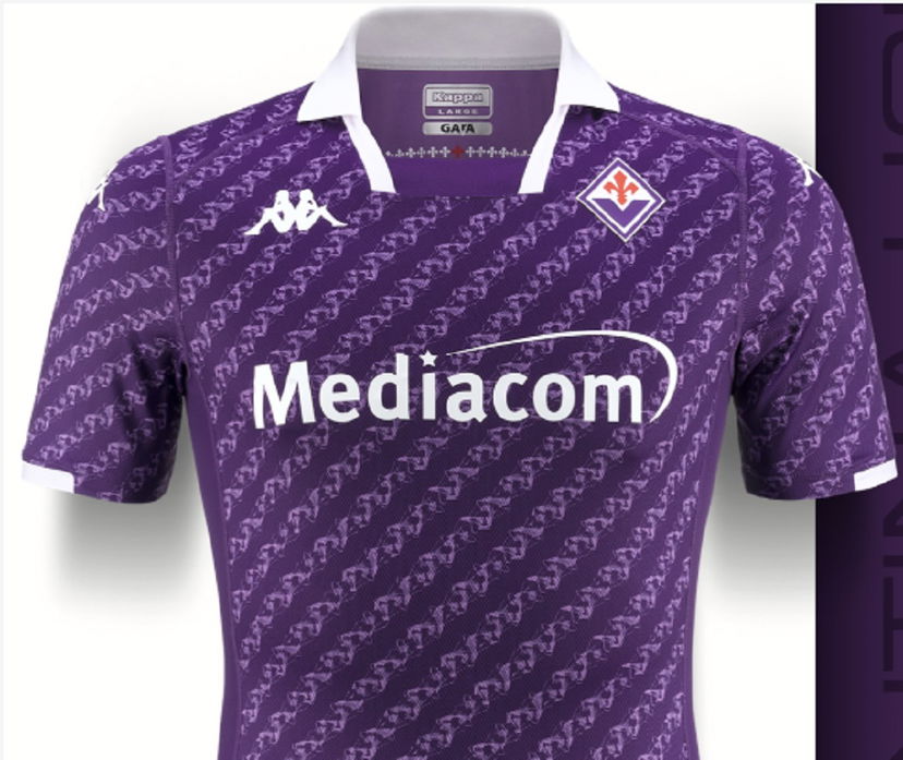 Fiorentina, presentate le divise per la stagione 2023-24. Sul colletto una dedica per Astori preview