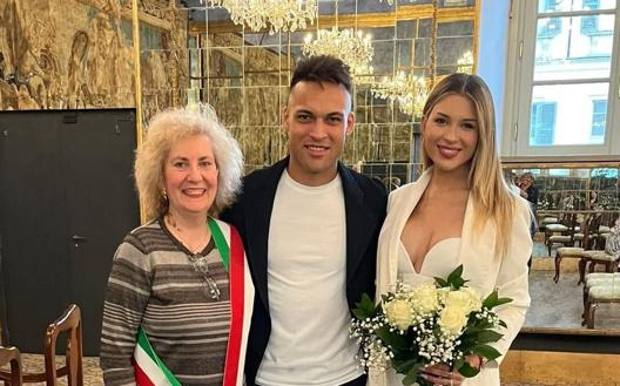 Lautaro, matrimonio in gran segreto con la compagna Agustina. La cerimonia ieri a Milano article-post