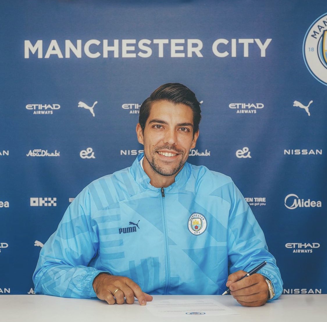 Ortega difende Guardiola: “Anfield non è sicuramente il miglior posto del Regno Unito” article-post