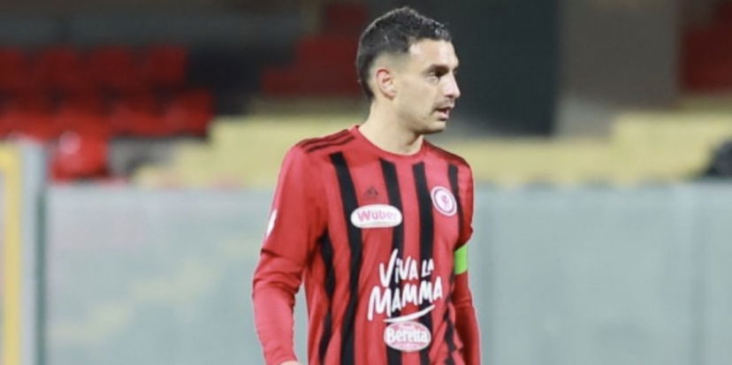 Di Pasquale: “Spari contro la mia auto? La tifoseria foggiana non c’entra nulla” preview