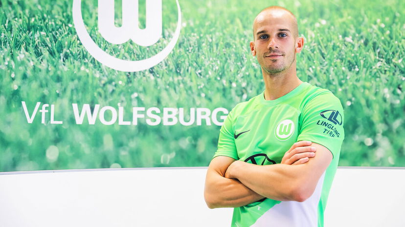 Ufficiale: il Wolfsburg acquista Vaclav Cerny dal Twente per 8 milioni di euro preview