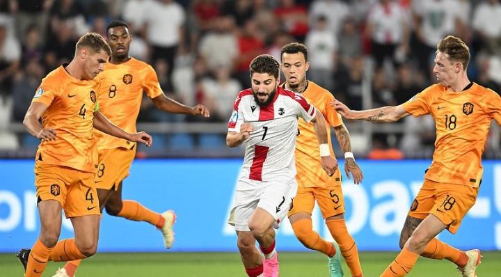 Ufficiale: il Bordeaux riscatta Davitashvili. Firma fino al 2027 article-post