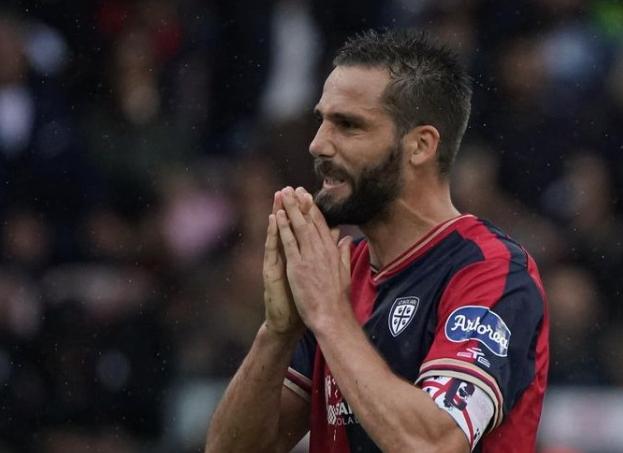 Pavoletti: “Dovessi segnare contro il Pisa, a Livorno mi fanno sindaco” preview