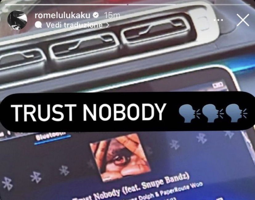 Lukaku sui social: “Non fidarti di nessuno”. Poi elimina la storia preview