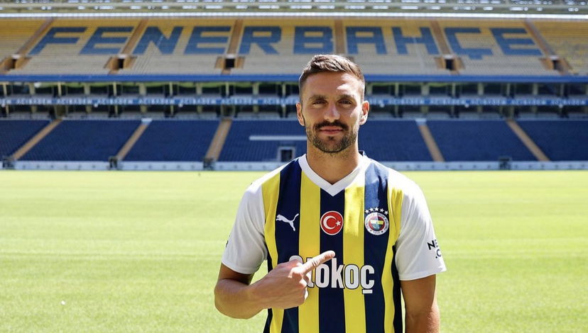Ufficiale: Dusan Tadic riparte dalla Turchia. È un nuovo calciatore del Fenerbahce preview