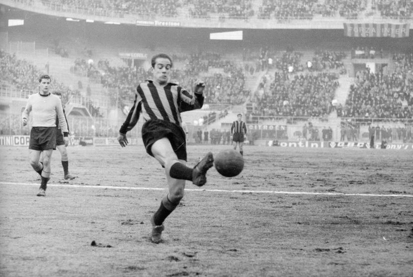 Morte Suarez, il cordoglio della Juve: “Riposa in pace Luisito, sei stato un grande avversario” preview