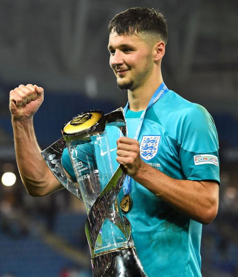 SICUREZZA E VISIONE DI GIOCO, TRAFFORD È PRONTO PER IL GRANDE SALTO article-post