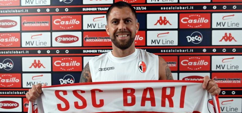 Bari, Menez torna tra i convocati quattro mesi dopo la rottura del legamento crociato preview