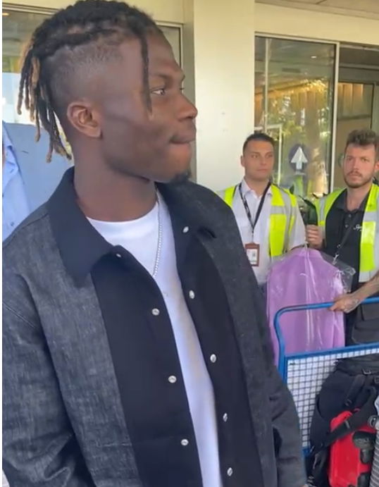 El Bilal Touré è arrivato a Linate: presto visite e firme con l’Atalanta. Il video preview