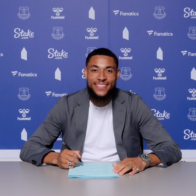 Danjuma: “Il progetto del Girona è ambizioso. C’è una grande mentalità” article-post