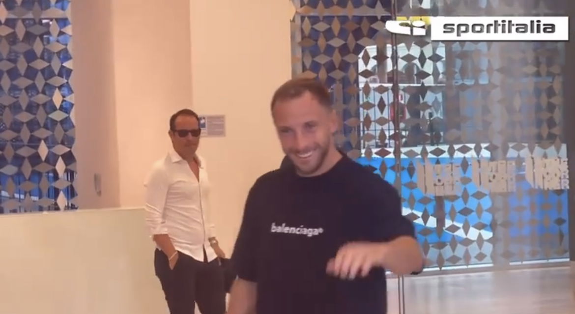 Inter, Carlos Augusto è arrivato in sede article-post