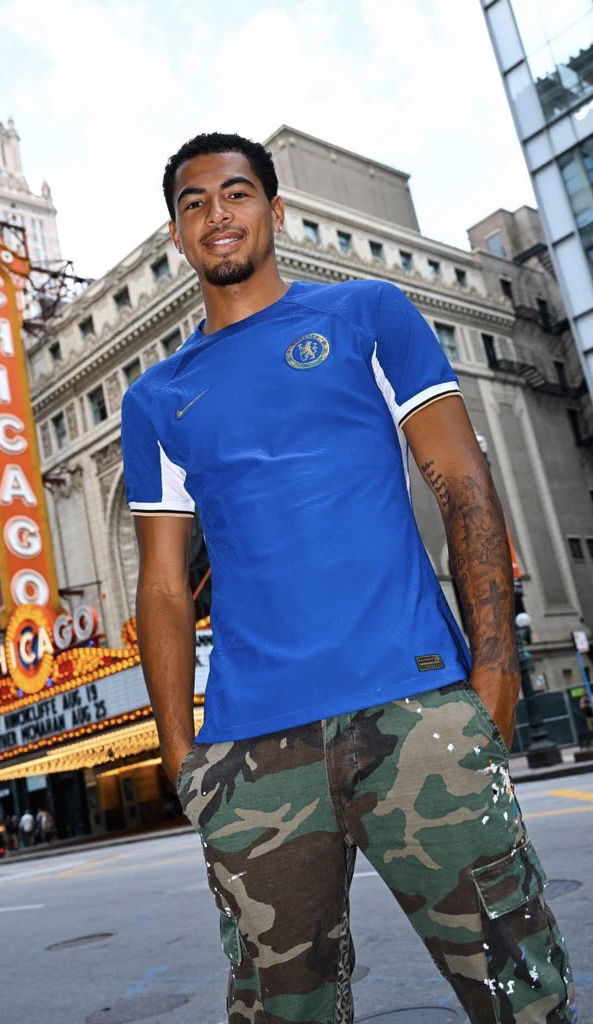 Ufficiale: Levi Colwill rinnova con il Chelsea article-post