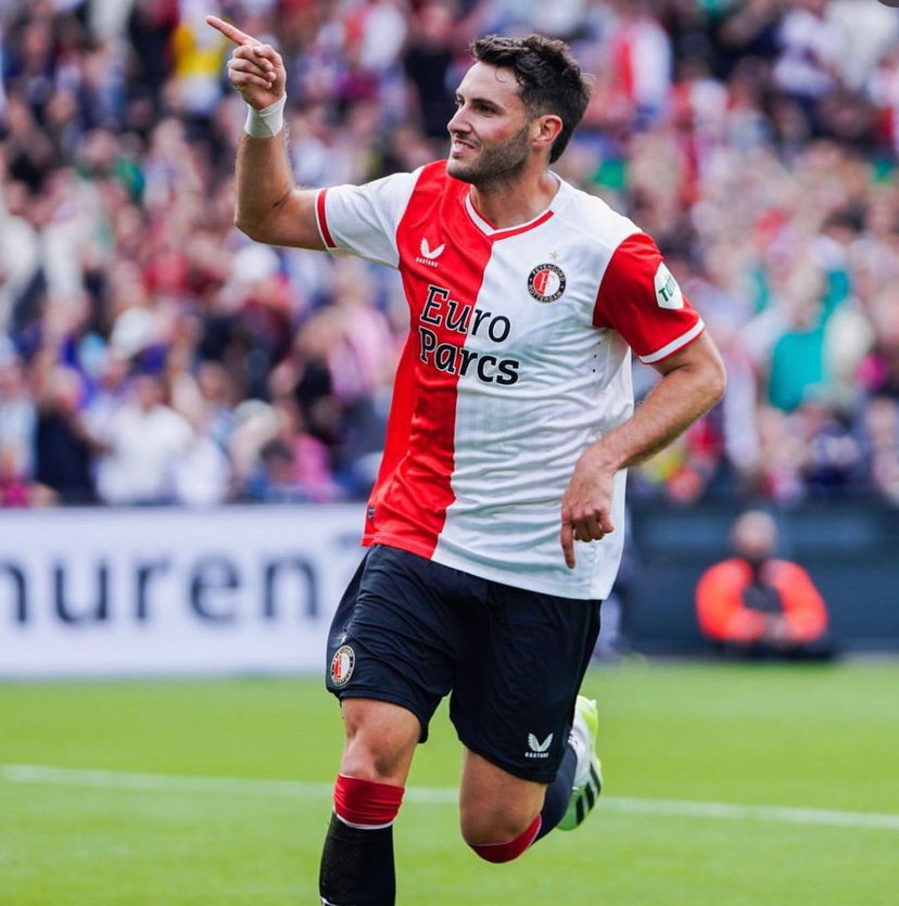 Gimenez: “L’anno scorso i difensori della Roma provocarono per tutta la gara. Mourinho scatenò l’inferno” preview