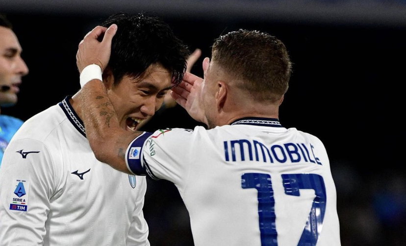 Luis Alberto apre, Zielinski risponde e Kamada la chiude: la Lazio vince 2-1 al Maradona. Il Var annulla i gol di Zaccagni e Guendouzi preview