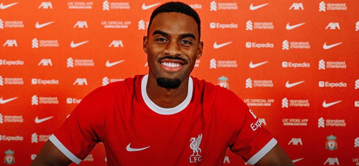 Olanda, Gravenberch lascia il ritiro. Il centrocampista non ha superato l’infortunio dello scorso weekend article-post