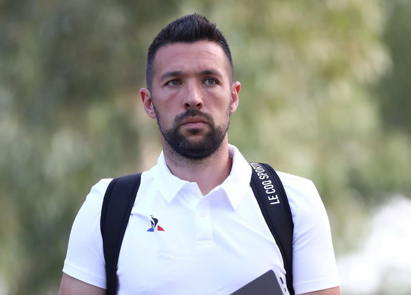 Il Nizza di Farioli solo in vetta e imbattuto. L’Equipe elogia il tecnico italiano: “Invincibile” preview