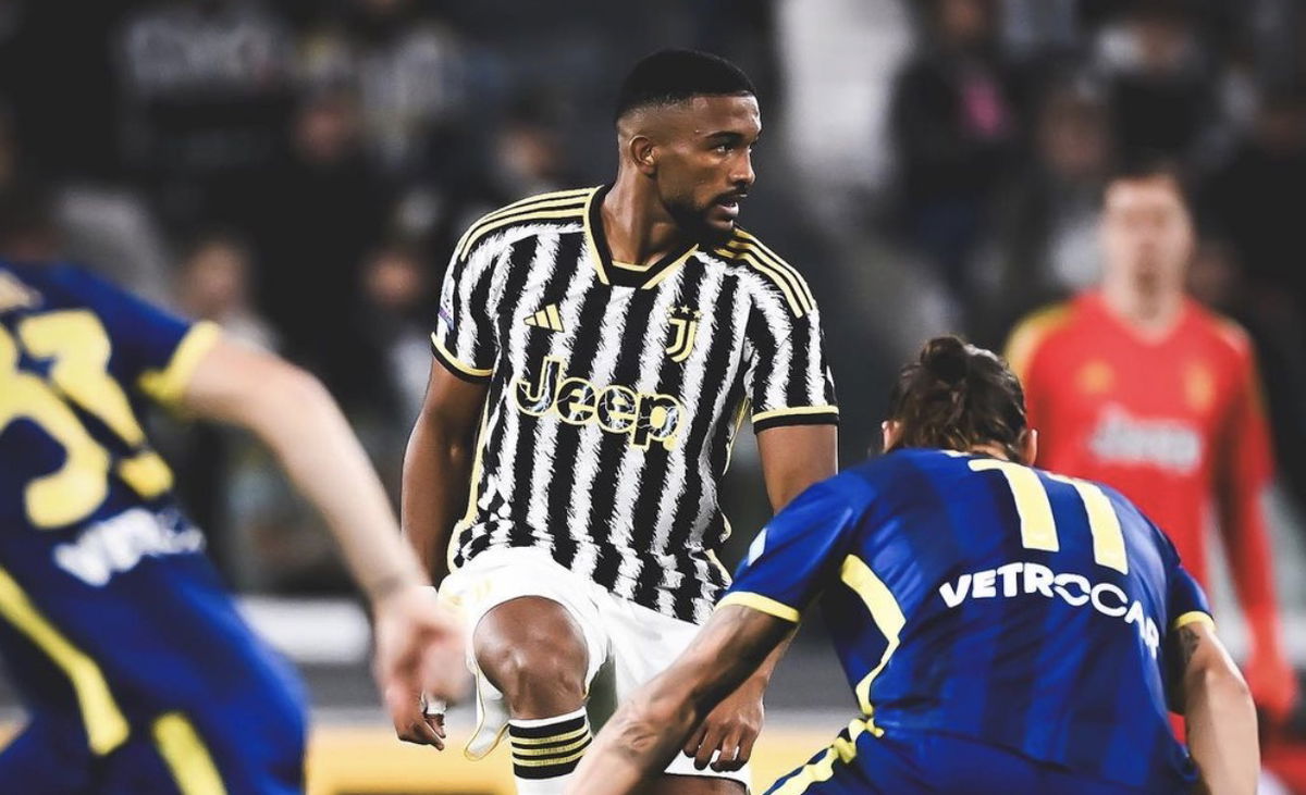 Il Var annulla il gol di Kean, Szczesny salva su Bonazzoli: 0-0 all’intervallo tra Juventus e Hellas Verona article-post